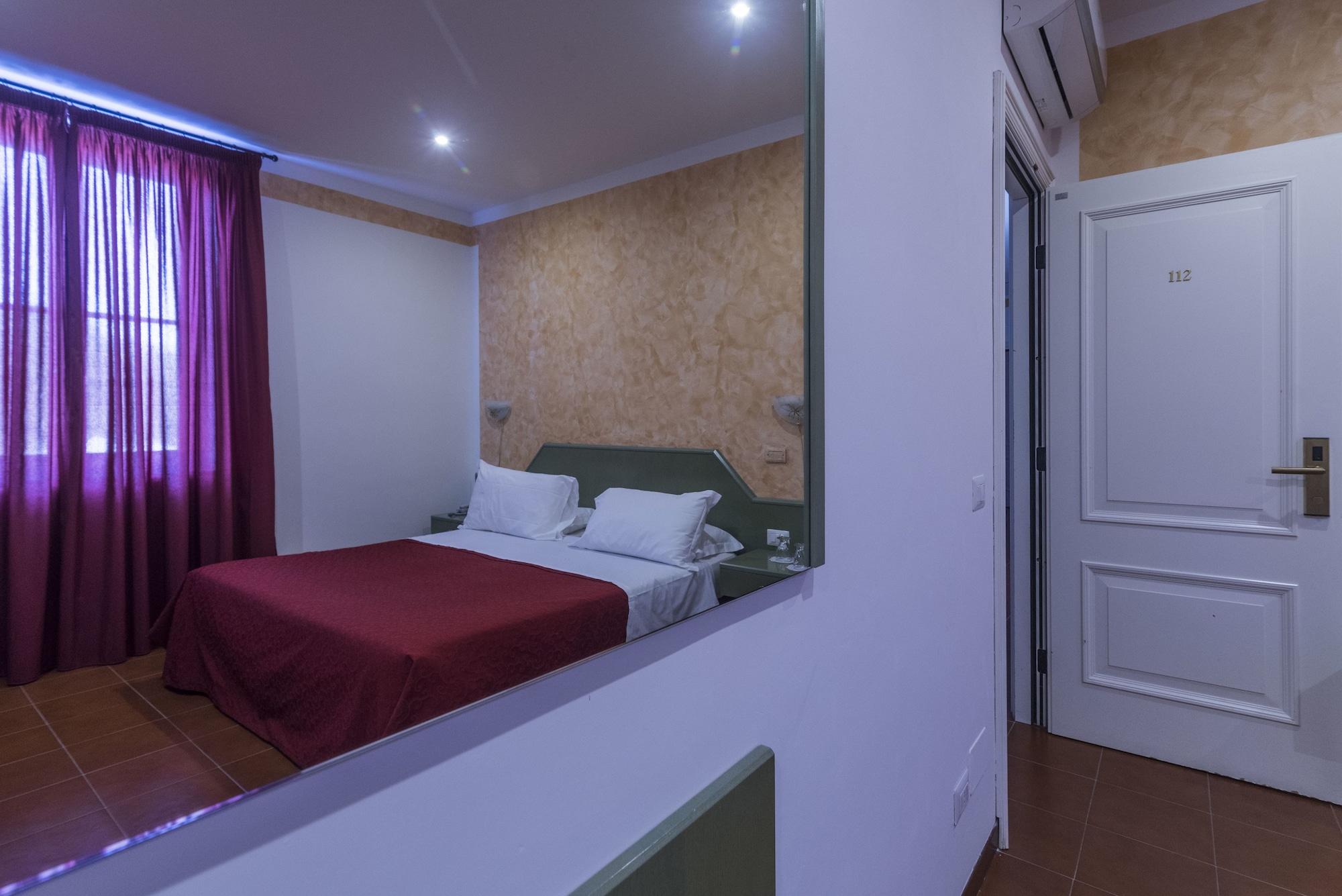 Hotel Villa Del Cardinale Norma Zewnętrze zdjęcie