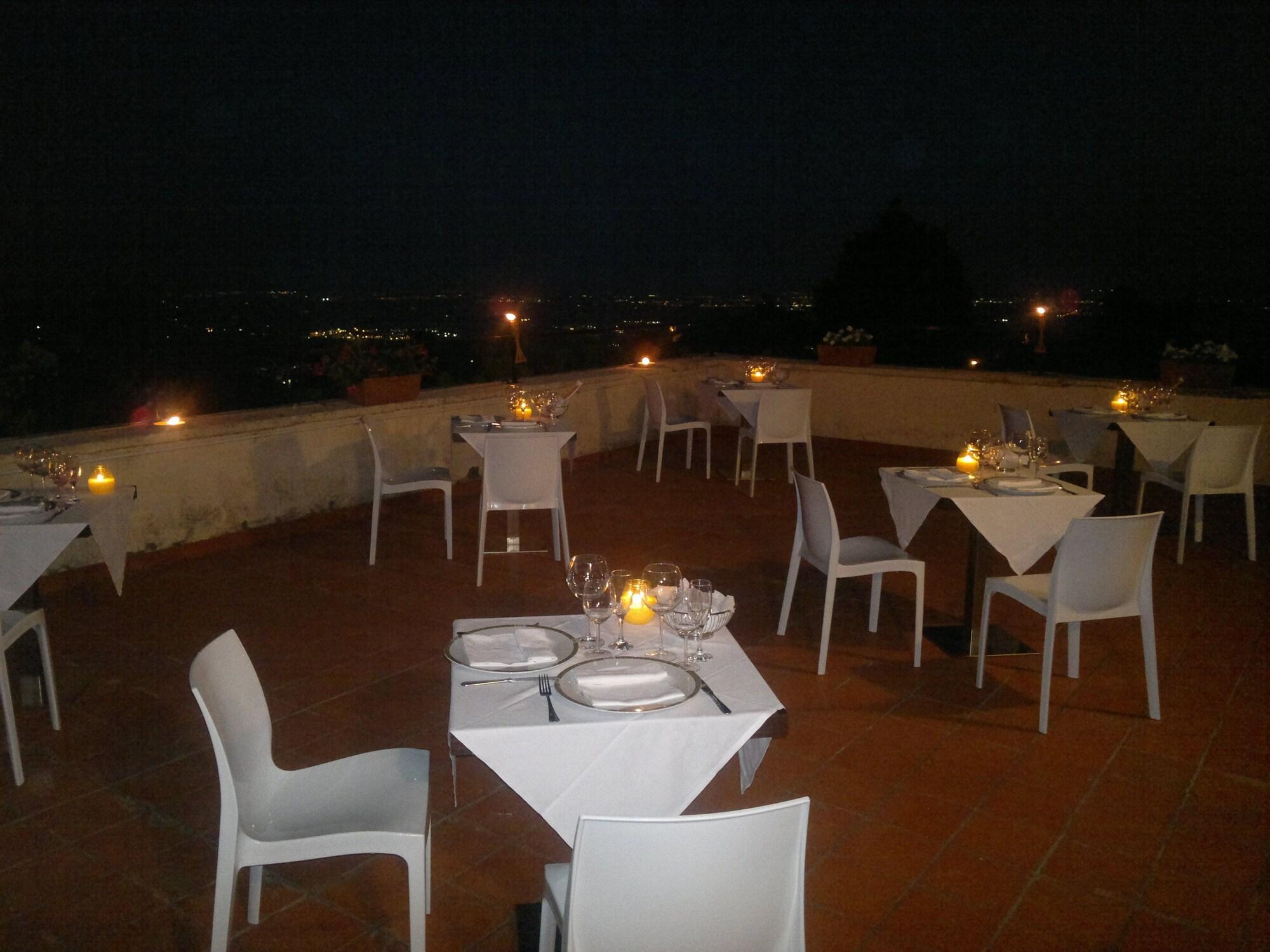 Hotel Villa Del Cardinale Norma Zewnętrze zdjęcie