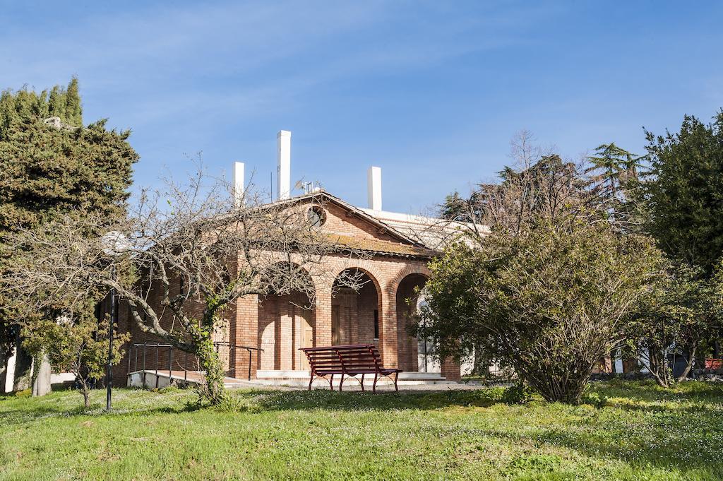 Hotel Villa Del Cardinale Norma Zewnętrze zdjęcie